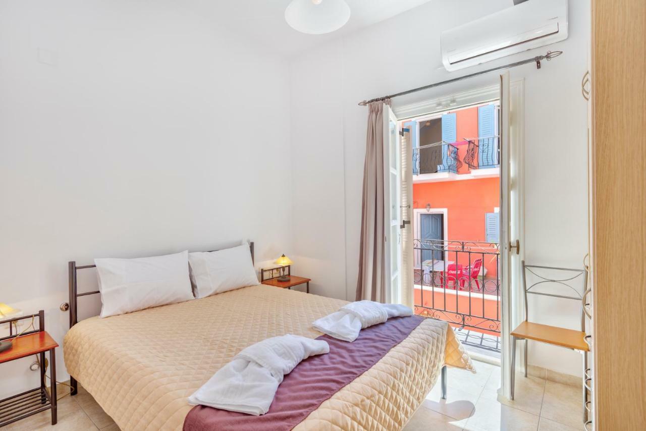 Ethrionplus Two Rooms Apartments Balconies 100 M From The Port Ermupoli Zewnętrze zdjęcie